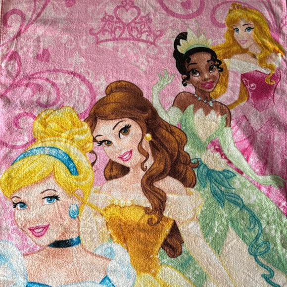 Disney Princess beach towel - Picture 4 of 6